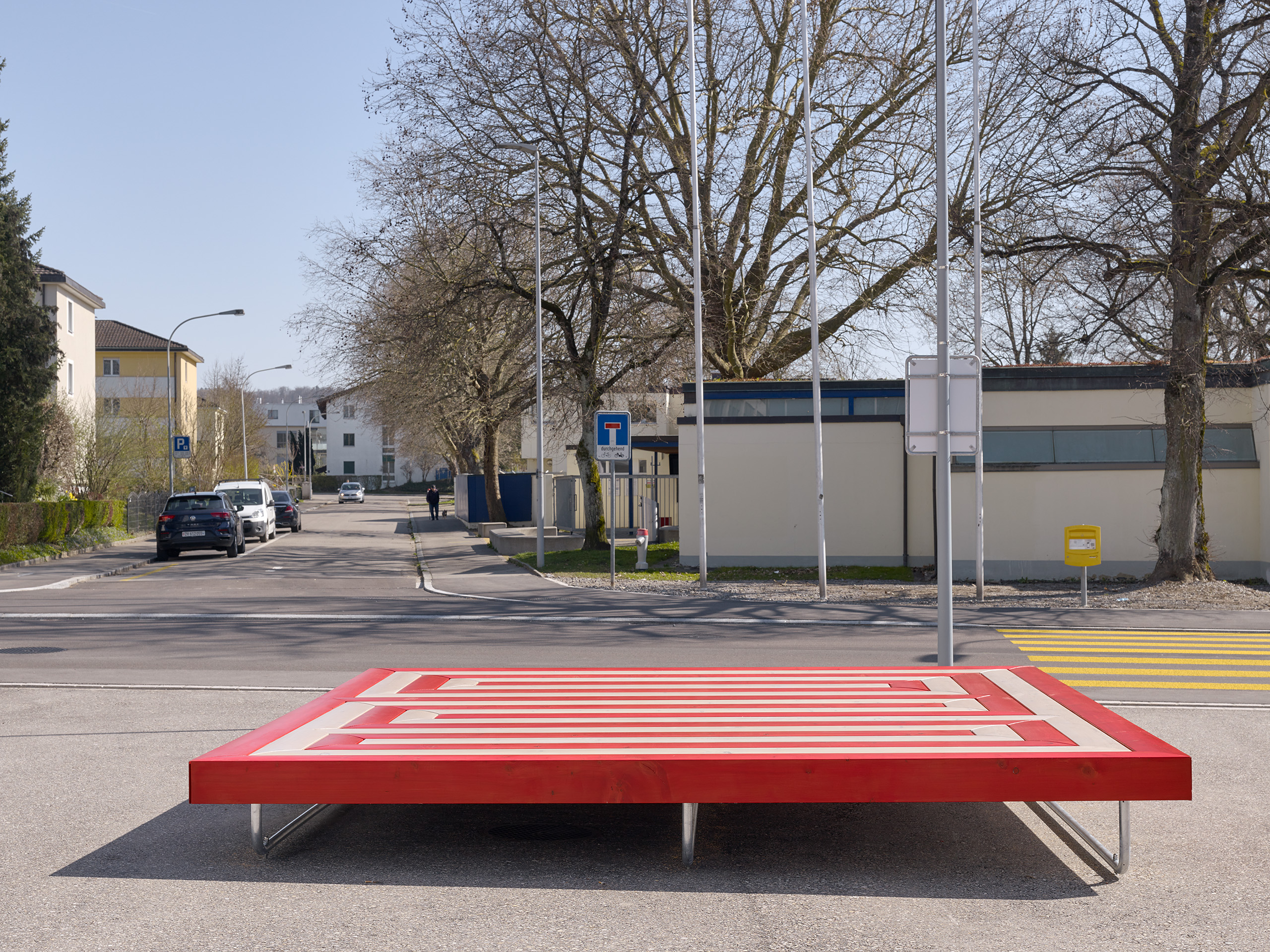 Farbsockel by Kerim Seiler